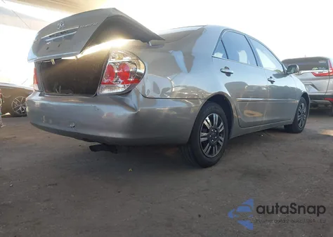 2005 Toyota Camry Le from USA, damaged, VIN 4T1BE32K95U528111